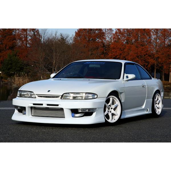 シルビアs14 前期バンパー　メーカー不明 メーカー不明 FRP製 シルビアS14 前期用 フロントバンパー♪♪