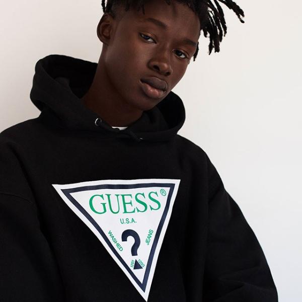 guess triangle logo hoodie