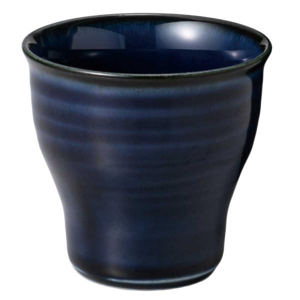 〜酒器〜シンプルでモダンなものから、純和風の伝統柄のものまで豊富に取り揃えました。お酒を見た目にもおいしくするおしゃれな陶製の器で、至福のひとときを。サイズ: 直径 6.5×高さ 6.2cm生産:日本製陶磁器は製造する温度、湿度、釉薬の塗り...