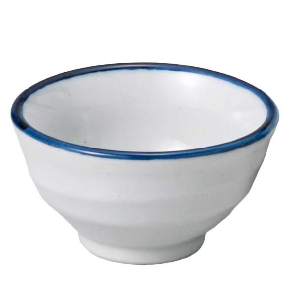 〜酒器〜シンプルでモダンなものから、純和風の伝統柄のものまで豊富に取り揃えました。お酒を見た目にもおいしくするおしゃれな陶製の器で、至福のひとときを。サイズ: 直径 6×高さ 3.2cm 60cc生産:日本製陶磁器は製造する温度、湿度、釉薬...