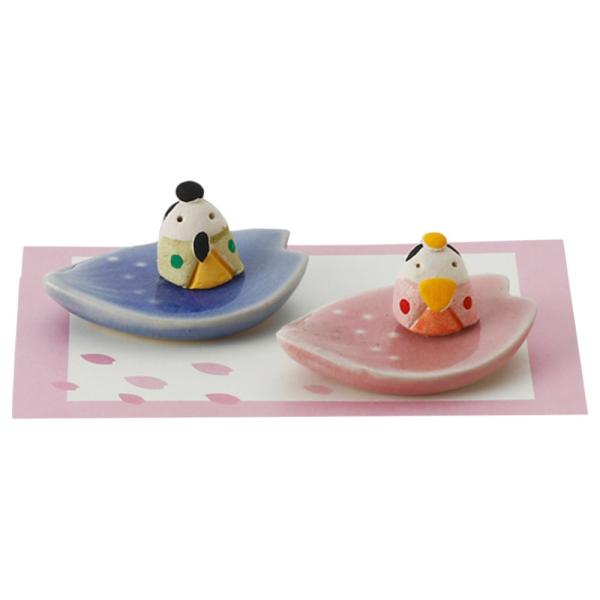 人形師さんが1つずつ手造りで作成した小さな陶器のひな人形です。優しさと暖かさを感じることができる人形師さんのひな人形は春の桃の節句にもぴったり。玄関や床の間など季節を感じるインテリアとして飾っても家中がほんわかした雰囲気になりますよ。サイズ...