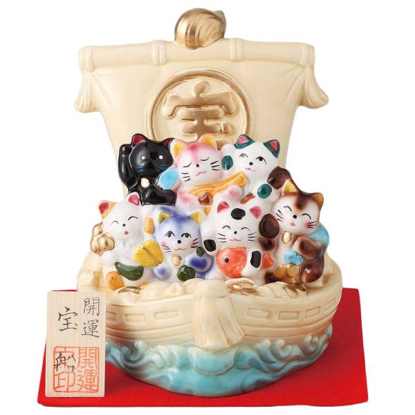 色絵七福神福神祈願猫、家族そろって福招き猫 色絵七福神福神祈願猫、家族そろって福招き猫