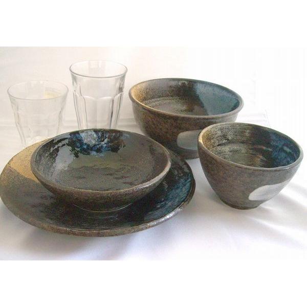 U߂̒PgCe𗣂鑧qɂj̈l炵Zbg