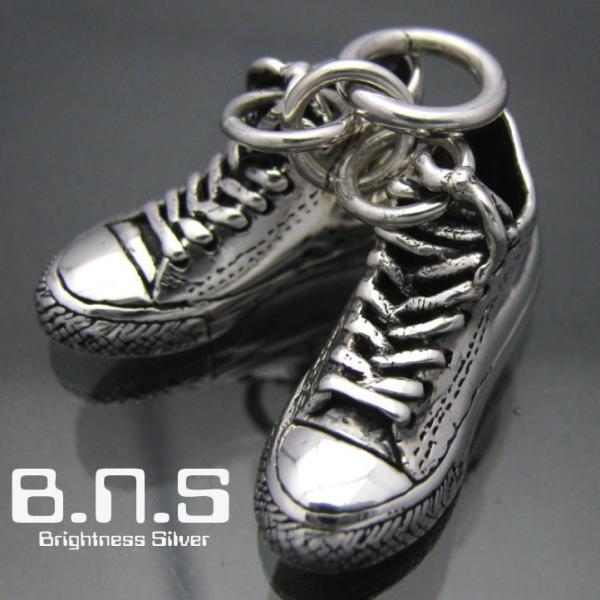 silver shoes