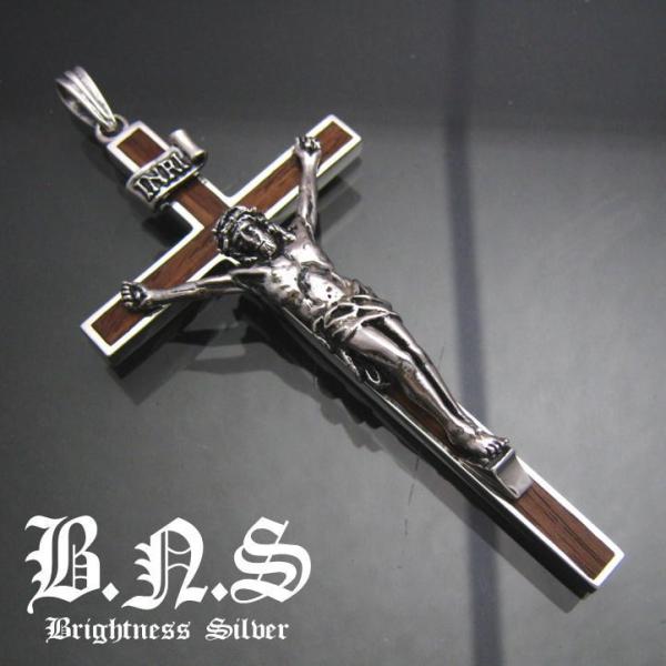 e-bns_neck-1338