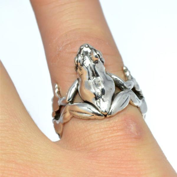 銀の蛙の指輪 ニホンアマガエルリング No 3 シルバー925 銀 Silver925 かえる カエルリング 日本雨蛙 あまがえる 両生類 Buyee Buyee Japanese Proxy Service Buy From Japan Bot Online