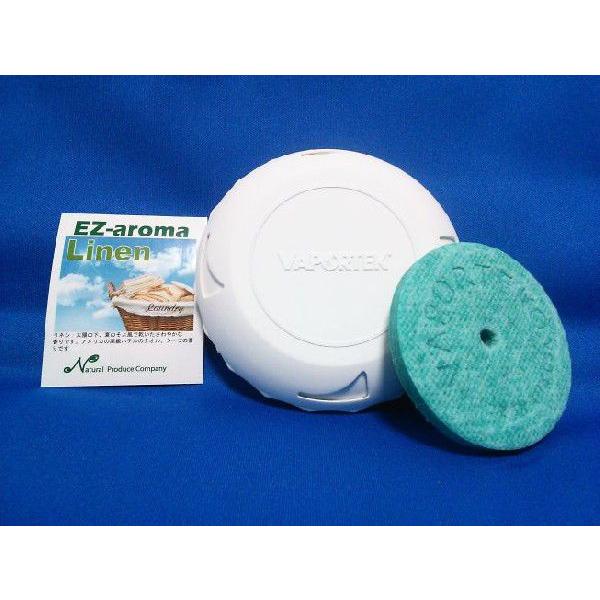 製品仕様・特徴【サイズ】形状円形　直径約90ｍｍ　厚み約20ｍｍ　重さ約20ｇ（消臭剤含まず）【特徴】軽量コンパクトで、置き場所を選びませんが、なるべく高い場所に置くと効果的です。本体に付いた通気窓で、消臭粒子の発散量をコントロールすること...