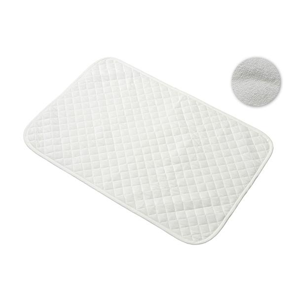 　やわらかタオル生地の防水キルトパッド ベビーサイズ　日本製◆防水シーツとキルトパッドが1つになった。◆裏生地は防水 ポリウレタンラミネート加工。◆四隅にはズレ防止のゴム付き。＊綿100％パイル生地。　表生地にはシンカーパイル生地を使用して...