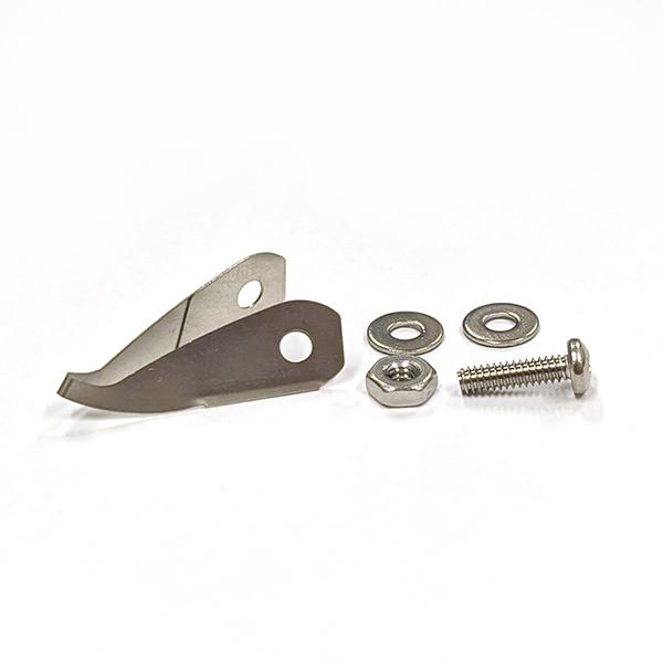 カービングプレーン用 替え刃セット（刃・取付パーツ一式）カービングプレーン専用の替え刃と取付用パーツのセットです。刃が摩耗した際に、本体はそのままで、本体はそのままで刃とパーツを交換することで、本来の切れ味を取り戻せます。刃の固定に必要なネ...