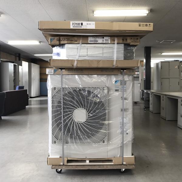 P7339/業務用エアコン/ダイキン/設置未使用品//3馬力/2023年製 ダイキン エアコン（天カセ型）3馬力 外機 RSRP80BT 内機