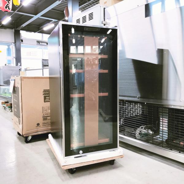 品名 ワインセラー / メーカー 株式会社グローバル / 型式 SW-28 / 製造年 2017 / 保証期間 30日 / 電源 単相100V 50/60Hz / ガス種 - / サイズ（外寸） 395x540x870 / メモ 未使用品