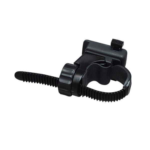 ■クランプセット L-703-1の特長●L-703のベースプレートと取り替え、丸棒の支柱への取り付けが可能になります●取付支柱径：20〜32mmφ●適応機種：L-701 / L-703 / L-700 / L-705メーカー：ホーザン(HO...