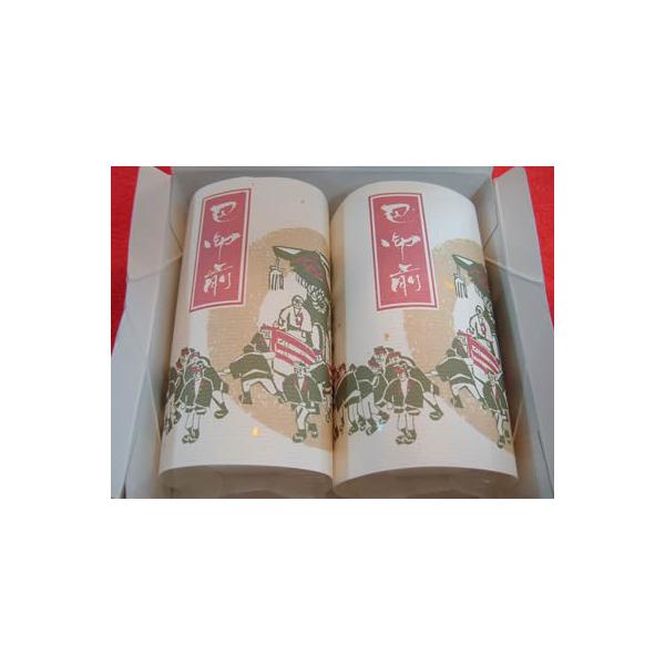 風味の良い北海道産の小豆をじっくりと炊き、生あんの状態で餅粉を加え、伝統の技術でじっくり蒸し上げました。 泉州を代表する和菓子です！  【サイズ】 約12.5cm×6cm×高さ4.5cm 【重量（1本）】 約150g 【消費期限】 製造日を...