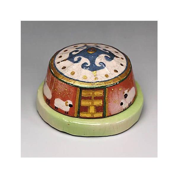 モンゴルの民族家屋のゲルの形をした香合です。　　  【サイズ】　径6.5cm×高4.0cm 　 木箱入　　　 　 【ご注意】在庫切れの場合、納品までお日にちを頂戴する場合がございます。　その際にはご注文承り後、当店からご連絡いたします。