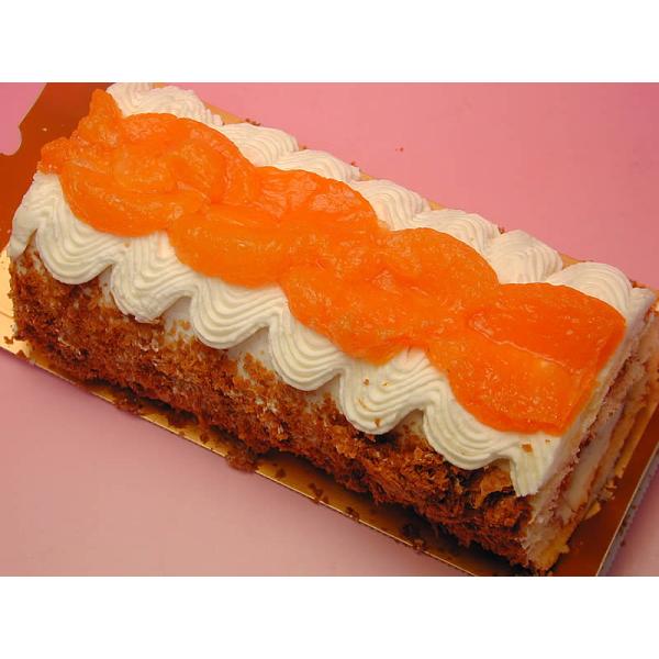 ●ギフト包装、お熨斗の対応はできません。●代金引換のお取り扱いはできません。愛媛県伊方町三崎で減農薬栽培の不知火(デコポン)を作っている浅野さんの不知火を使ったふわふわロールケーキ です。田村菓子舗のふわふわロールシートに不知火の皮をねりこ...