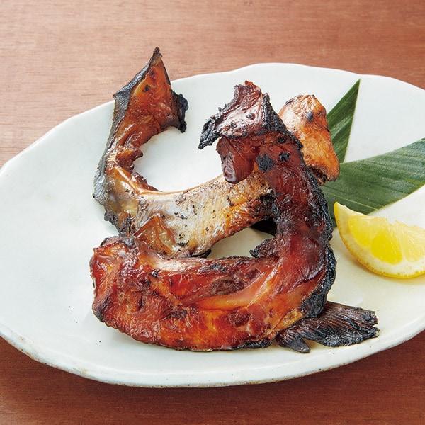 ●送料：1100円（冷凍便でのお届け、送料は別途頂きます）とろける美味しさ！希少なカマのみりん焼き。●セット内容／1切×12袋●原材料／ぶり（九州産）、糖類（砂糖、異性化液糖）、醤油、蛋白加水分解物、米発酵調味料、食塩／アルコール、甘味料（...