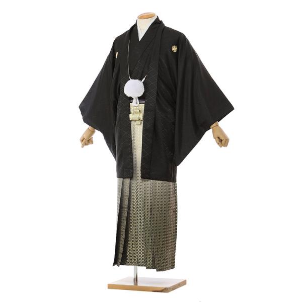 成人式・卒業式　男性袴フルセットレンタル■対応身長　160〜165cm前後■標準ウエスト　60〜100cmまで■サイズ　（約）羽織・着丈:約90 裄丈:約74 袖丈:約54 袴丈:約88.5（cm）■色柄　黒地大菱形|黒白金袴■生地　化繊 ...
