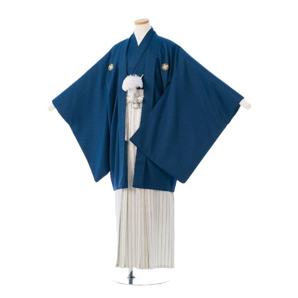 ☆ジュニア袴　レンタル☆卒業の晴れの日には紋付き袴姿で、思い出に残る1日に!!■対応身長:150〜155cm（約）羽織・着丈:80 裄:66 袖丈:55 袴丈:85（cm）※肩上げ無し■色・柄羽織/着物:紺地　綸子袴:白銀　縞袴■生地　化繊...