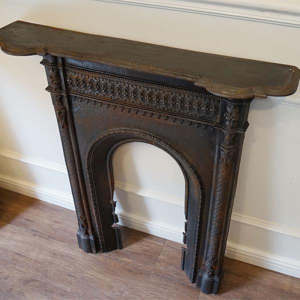 VINTAGE ヴィンテージ 英国 アンティーク マントルピース アイアン製