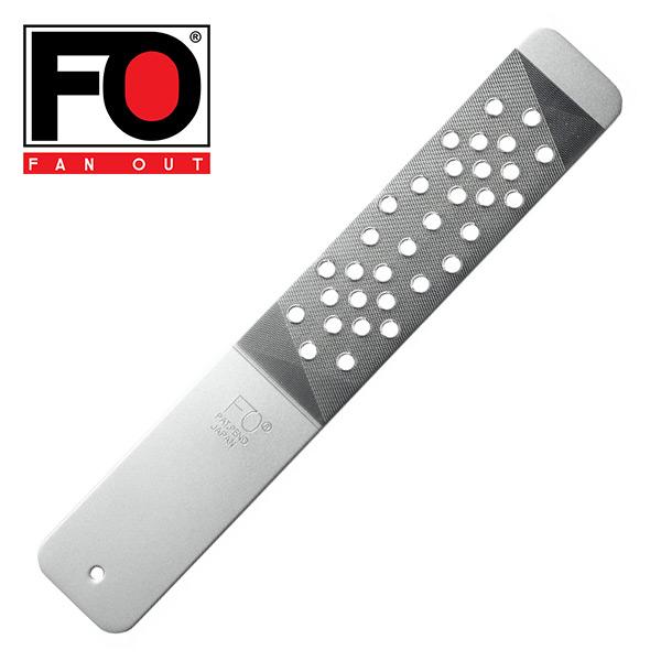 【送料無料】ファンアウト(FANOUT) FANOUT 角質ファイル(L) 角質やすり 日本製 F0J017●本体サイズ：ヨコ2.3×タテ13.9cm　重量23g●材質：高品質ステンレス(SUS304 18Cr-8Niステンレス鋼材)●原産...