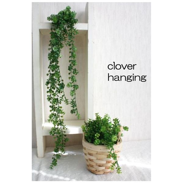 ちいさなちいさなクローバー♪高い場所から垂らしたり、カゴや鉢にふんわりアレンジしてくださね。２色からお選びください。＊写真のカゴは付属しておりません。別売りです。■クローバーハンギングスプレー（造花）■材料　ポリエステル／ポリエチレン／ビニ...