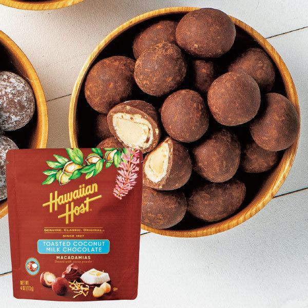 トーストしたサクサクのココナツがたっぷり入ったマカダミアナッツチョコ。ほんのり甘いココナツの風味とカリっとしたナッツ、ミルクチョコの絶妙なコンビネーションです。『Hawaiian Host（ハワイアンホースト）』■内容量：113g■サイズ：...