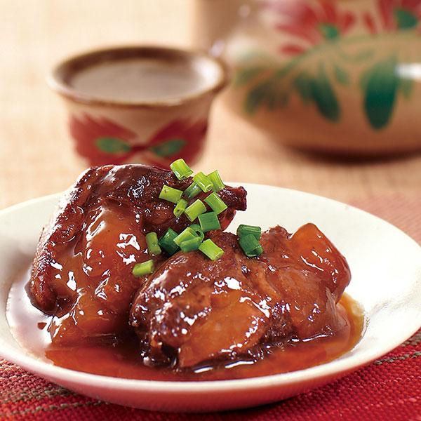 沖縄産の塩、黒糖、泡盛を使用した、とろーりやわらか本場仕込みの軟骨ソーキ煮付け。ソーキと煮汁をご飯にかけてソーキー丼としても美味しくいただけます。- 内容量：125g- サイズ：パッケージサイズ：約14×14×6cm- 賞味期間：365日-...