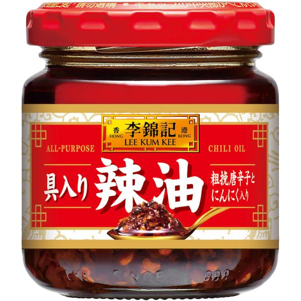 [Release date: September 1, 2025]粗く刻んだ唐辛子とにんにくをたっぷりと使用した香港発祥の風味豊かな具入り辣油です。辛いだけでなく旨みもある味わいが特徴。餃子、点心のつけだれに。■納期情報（商品発送予定日）に...