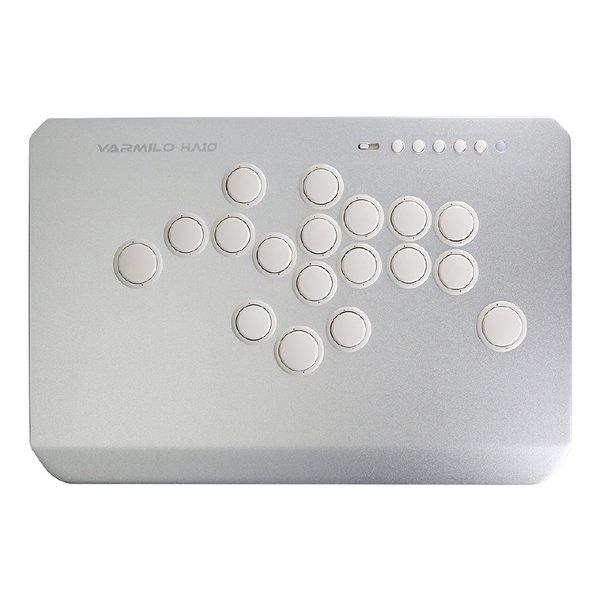 より多くのプレイヤーが快適に操作できるよう設計された「18ボタンレイアウト」