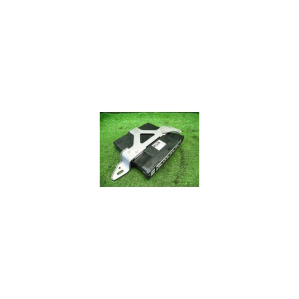 アクア DAA-NHP10 エンジンコンピューター ECU 285000-1203 89661