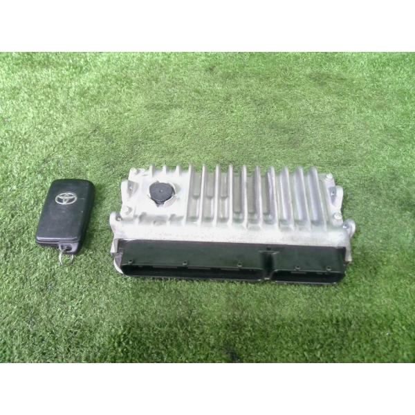 アクア DAA-NHP10 エンジンコンピューター S 89661-52U90 アクア DAA-NHP10 エンジンコンピューター ECU G 1NZ-FXE 209 H24年