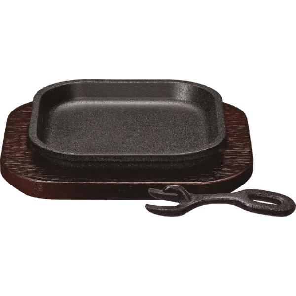 【ご購入後の当店からの連絡はご登録のメールアドレスに通知いたします。必ずご確認ください】【商品概要】商品サイズ:約幅18×奥行15.5×高さ2.8cm、ステーキ皿サイズ:約幅14×奥行14×高さ2cm生産国:中国IH・ガス火・オーブン可能ス...