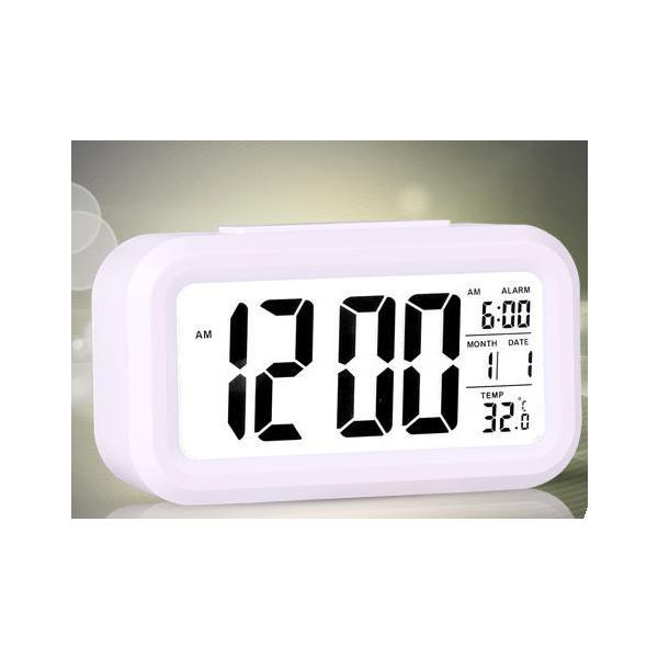 大きくて見やすい数字表示で、時間を「パッと」確認できるシンプルデザインのデジタル目覚まし時計です。寝起きのぼんやりした時間帯でも視認性の高いLED表示で、時間がひと目で分かります。【シンプル＆使いやすい】・無駄のないデザインでどんなお部屋に...