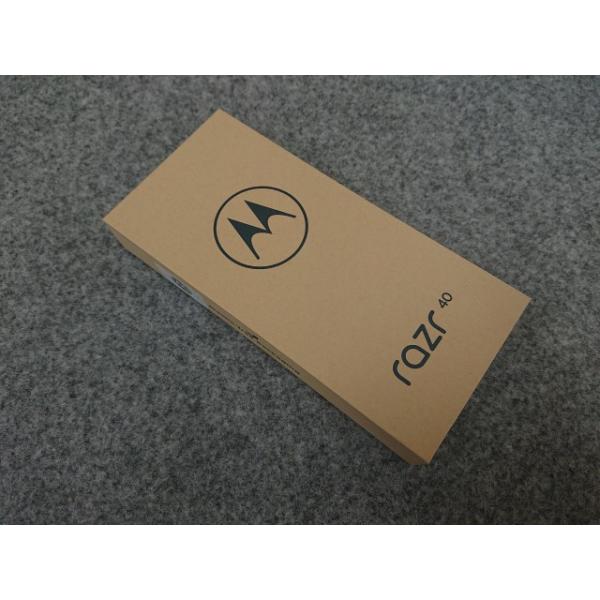 motorola razr @【未使用品】 SIMフリー 40 バニラクリーム 8+256GB