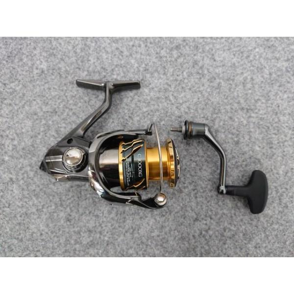 @【中古】 美品！ シマノ 20 ツインパワー C3000XG スピニングリール TWIN POWER