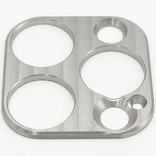 GILD design ギルドデザイン iPhone 15 Pro / 15 Pro Max レンズガード スクエア シルバー GL-535