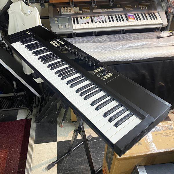 Native Instruments KOMPLETE KONTROL S61 : えちごや Native Instruments KOMPLETE KONTROL S61 : えちごや
