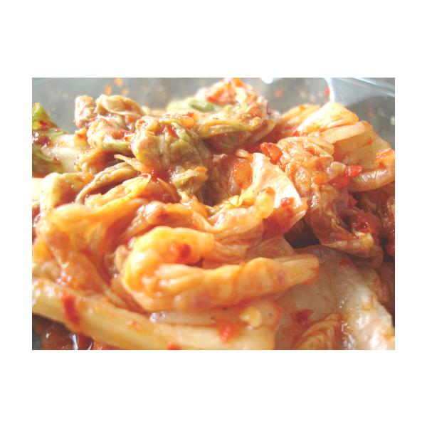 ホルモン屋さんの手作りキムチです。愛情が込められた思いやりキムチです。