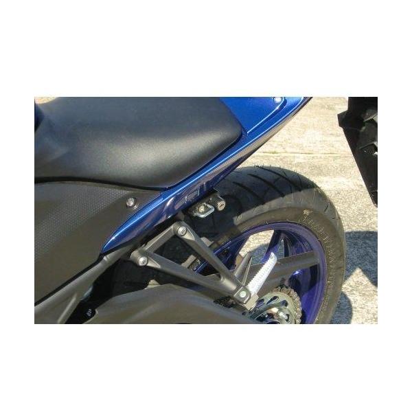 他サイト： KIJIMA キジマ 必ず購入前に仕様をご確認下さい ヘルメットロック　ブラック　　　ＹＺＦ−Ｒ２５　（３０３−１５６０）の商品画像