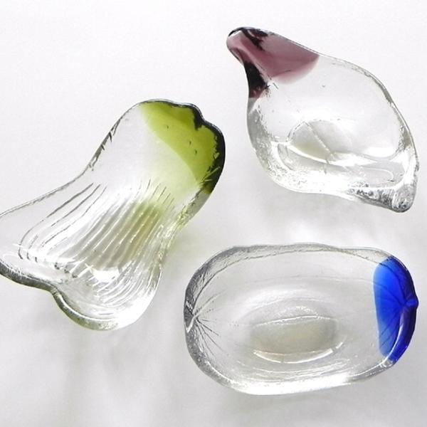 IMA ビードロ豆皿 ベジ3種(ガラス器) サイズ：約11x7xH2.5cm 1個(デザインは選べません)