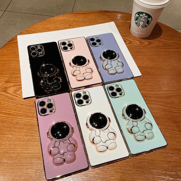 モチーフ素材：アクリル樹脂・メッキ※iPhoneケース/携帯ケースに貼り付けて使うスマホスタンドです。※グリップトックのみの販売となり、ケースの付属はございません。※海外輸入品の為、細かいキズ・汚れがある場合がございます。関連ワードiPho...