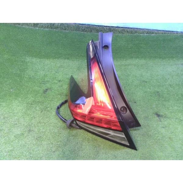 リーフ ZAA-ZE1 左テールランプ X 10万台記念車 QAB イチコ D212 26555