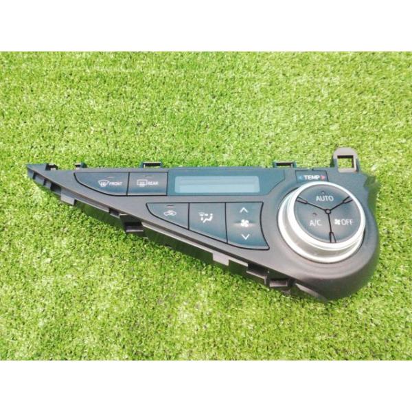 アクア DAA-NHP10 エアコンスイッチパネル L 1F7 55900-52A50 : Eco-R