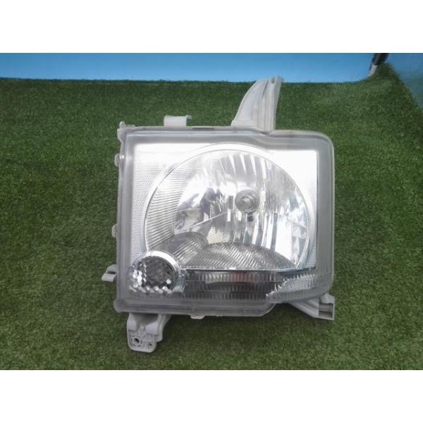 ピクシススペース DBA-L575A 左ヘッドライト L B69 コイト 100-51100