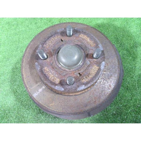 エブリイワゴン エブリィ EBD-DA64V 右フロントナックルハブ PA 26U