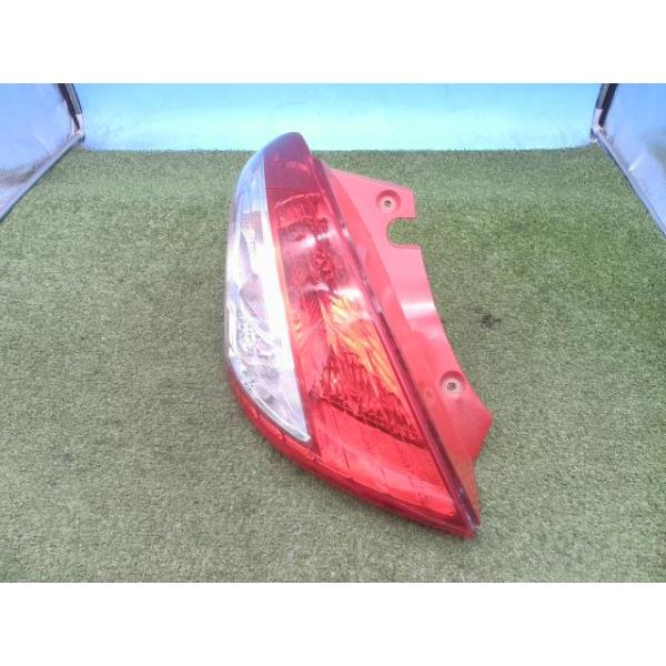 　7シリーズ左テールランプ！ スイフト DBA-ZC72S 左テールランプ XL ZRJ AL 8101 35670-71L00 : Eco