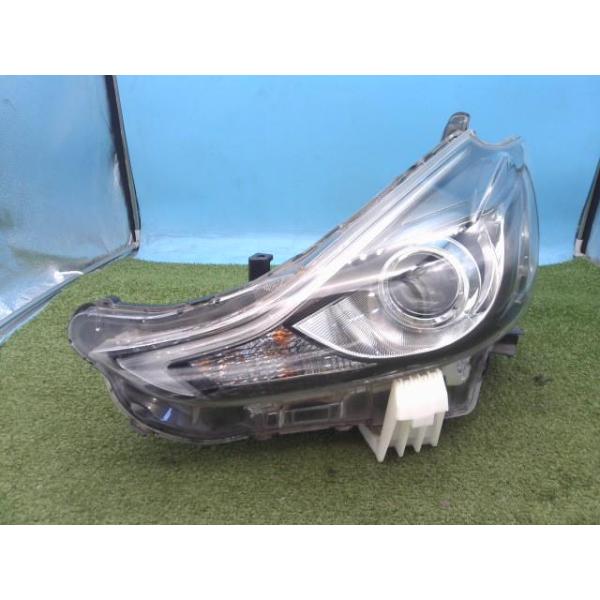 プリウスα DAA-ZVW41W 左ヘッドライト Sツーリングセレクション GS 070