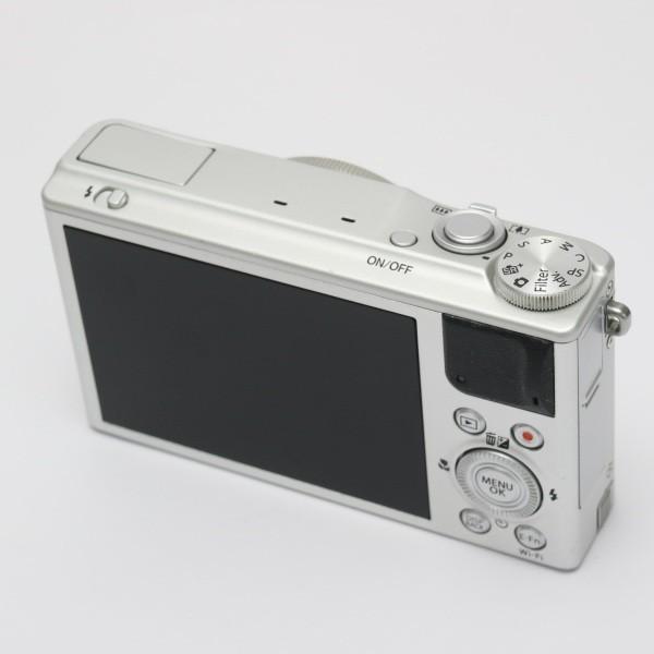新品同様 Fujifilm Xq1 シルバー 中古本体 安心保証 本体 新品未使用 デジカメ 即日発送