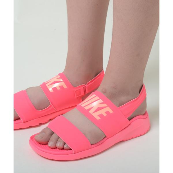 nike tanjun sandals pink