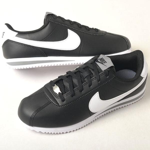 Nike モディバスニーカー22.5 NIKE公式】ナイキ モティバ ウィメンズ ウォーキングシューズ